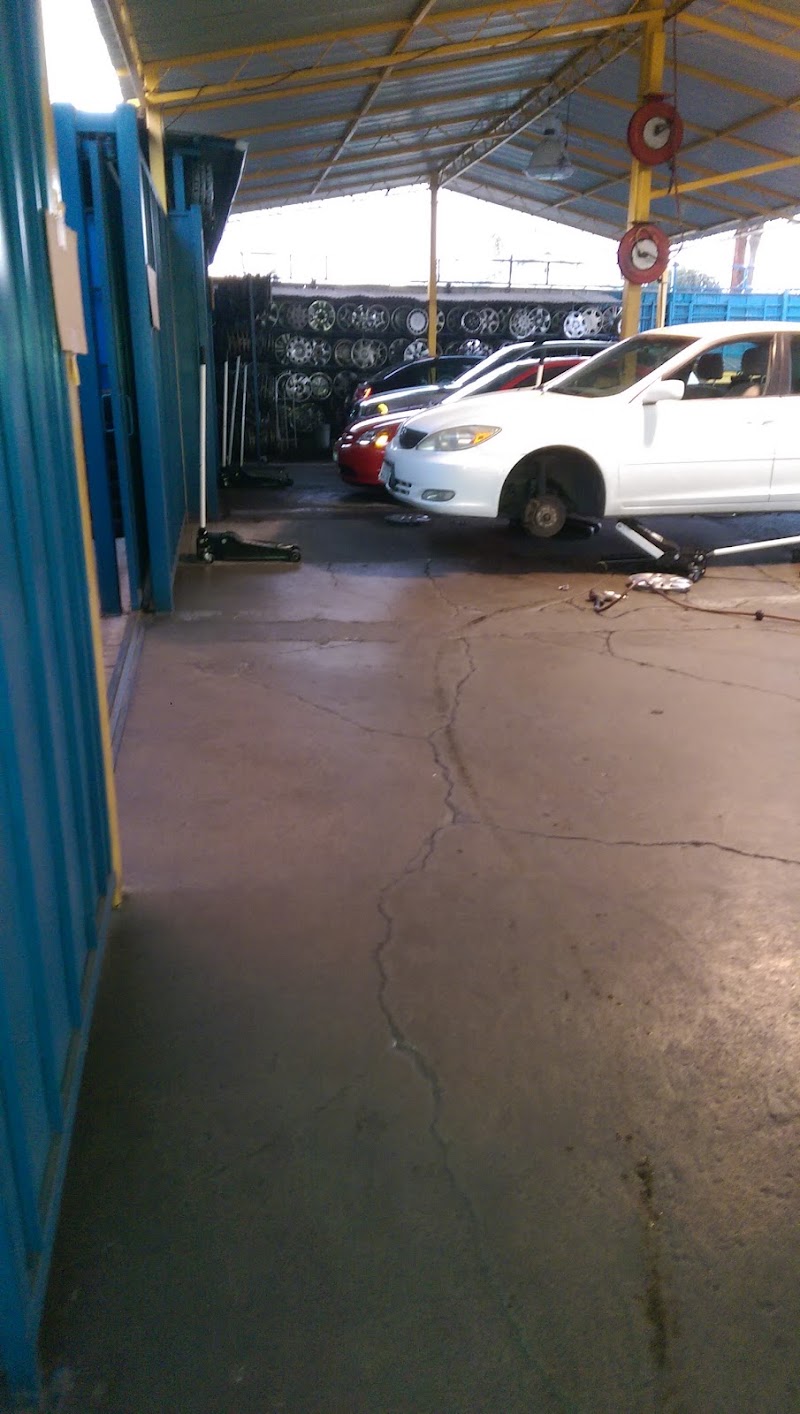 Normandie Tire Shop in Los Angeles